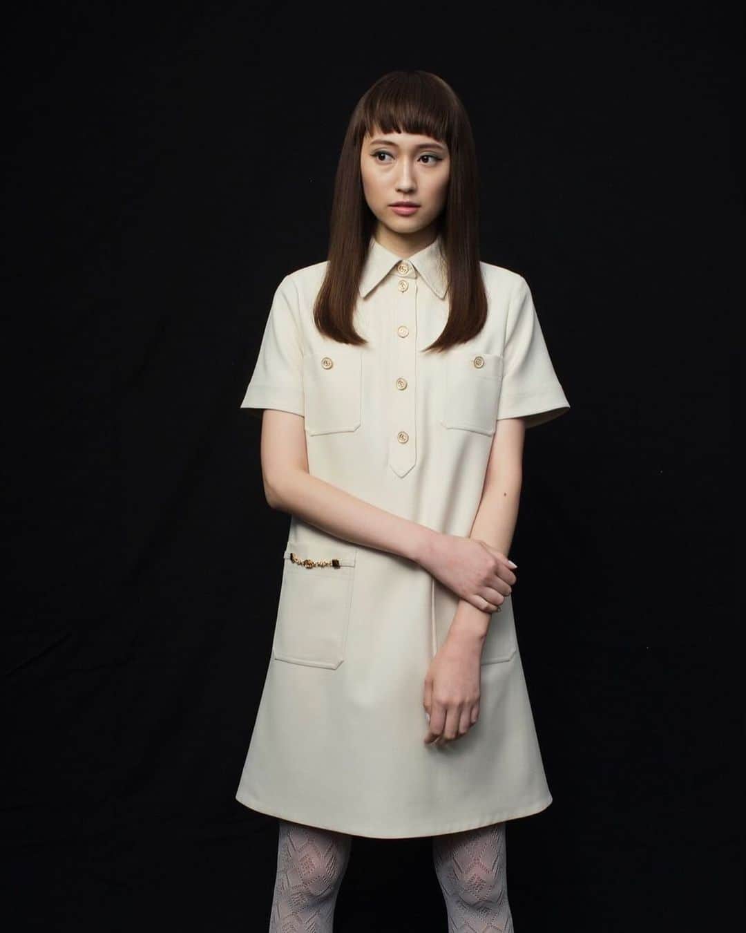 大野いとのインスタグラム：「@gucci のワンピースとっても可愛い🥰 オン眉にもしてもらえてるんるん。  ・ 👗@shizuka_yoshida_ @gucci  💇‍♀️@junko_hair 💄Nozomi Yamamoto  📷@marihamada.38」