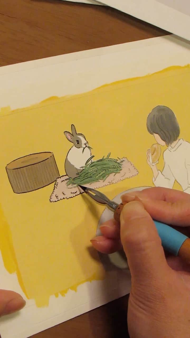 森山標子(しなこ)/Schinakoのインスタグラム：「I also like how the rabbit starts eating at the same time as its owner. うさぎさん、飼い主と同時に食べ始めるところも好き」