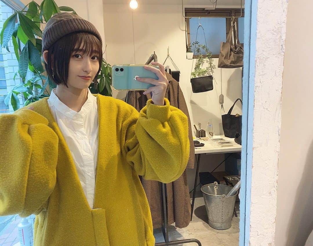 塩見珠希のインスタグラム：「きゅーとなどんぐり🍂 動画出したよ」