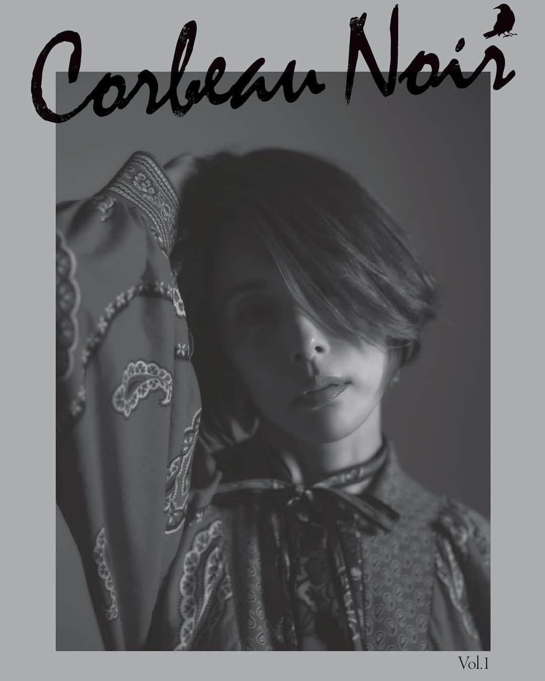 米倉涼子のインスタグラム：「モノクローム・スタイル誌『CORBEAU NOIR（コルボノワール）』創刊号でお世話になりした！ 素晴らしい仲間といつもと少し雰囲気の違う素敵な撮影を楽しみました！ お時間あればぜひっ 写真はせっかくなのでアザーをどうぞ！  Photographer @satoru.aome Couturier @cocoimai Stylist @not__s Hair INOMATA Make @tazurutakei Gaffer @hoshinoko.pro Digitech @kog1_ Retoucher Hayato Mori Producer @toru_hosaka2015」