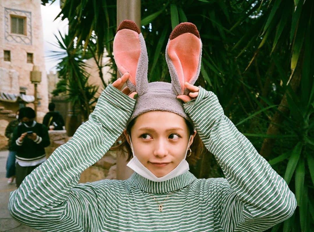 足立佳奈のインスタグラム：「🐰💕」