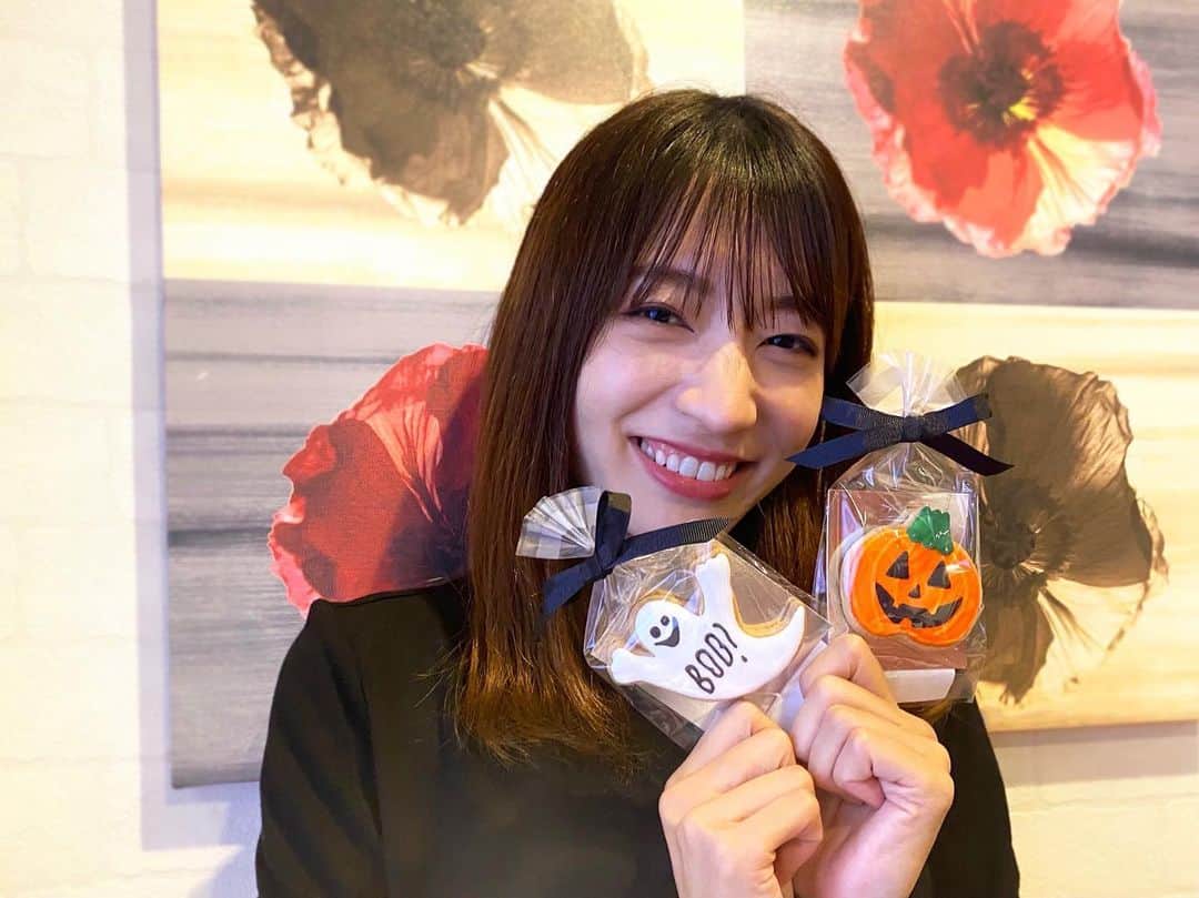 北川彩さんのインスタグラム写真 - (北川彩Instagram)「. こんな可愛いアイシングクッキーは食べるタイミングがわからない👻🎃」10月29日 22時45分 - aya_kitagawa_