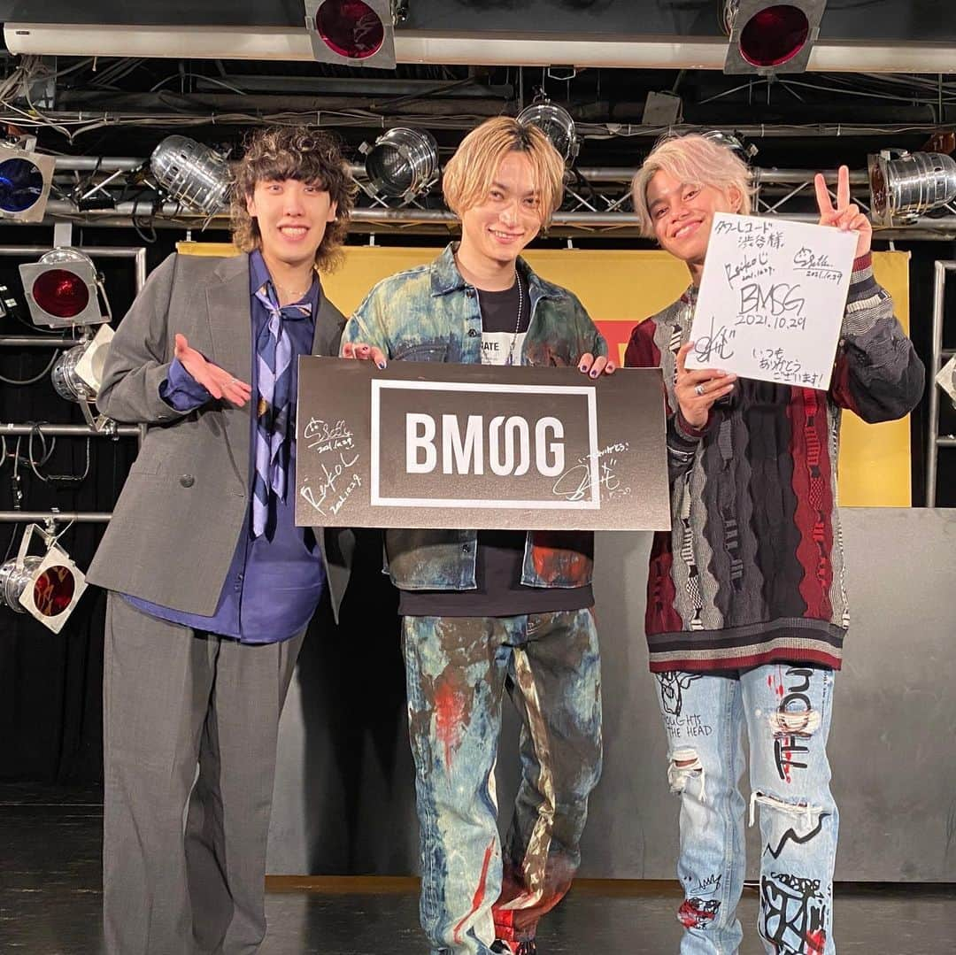 カドサワンレイコさんのインスタグラム写真 - (カドサワンレイコInstagram)「We are #BMSG   #八面六臂  #SKYHI  #REIKO  #onemoredayfeatreiko」10月30日 12時33分 - reiko__official