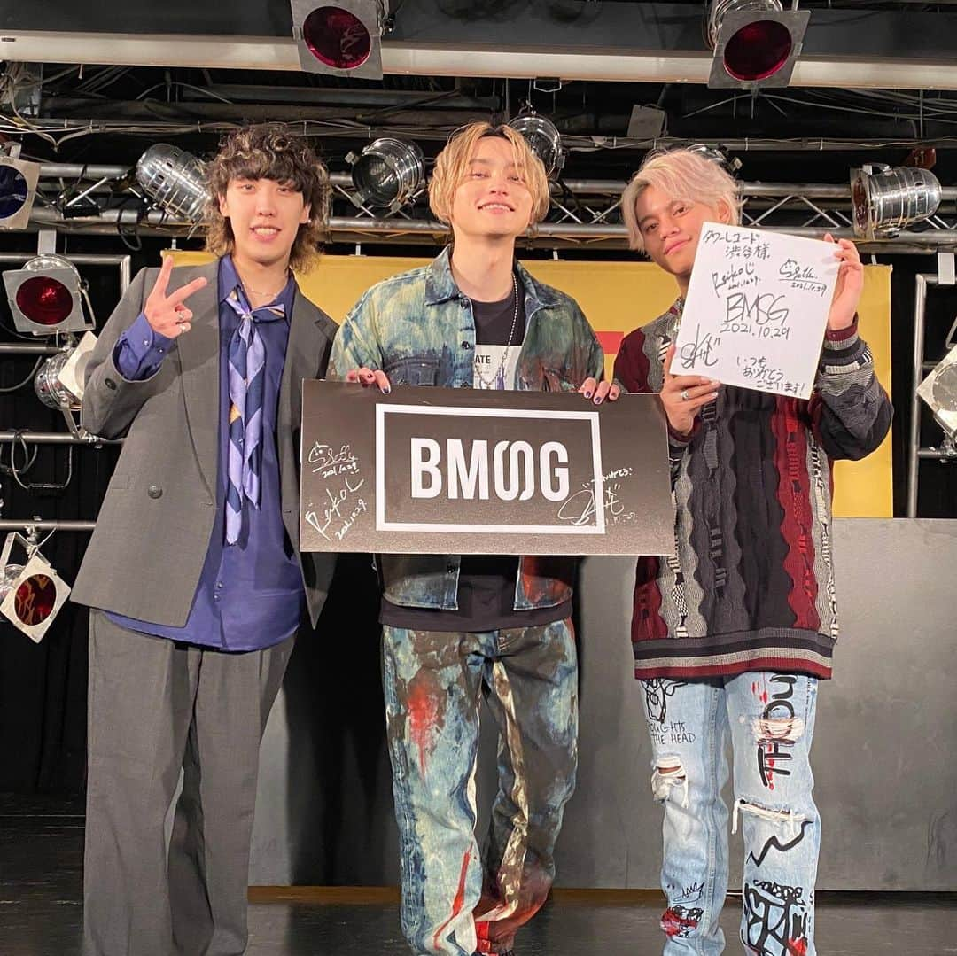 カドサワンレイコさんのインスタグラム写真 - (カドサワンレイコInstagram)「We are #BMSG   #八面六臂  #SKYHI  #REIKO  #onemoredayfeatreiko」10月30日 12時33分 - reiko__official