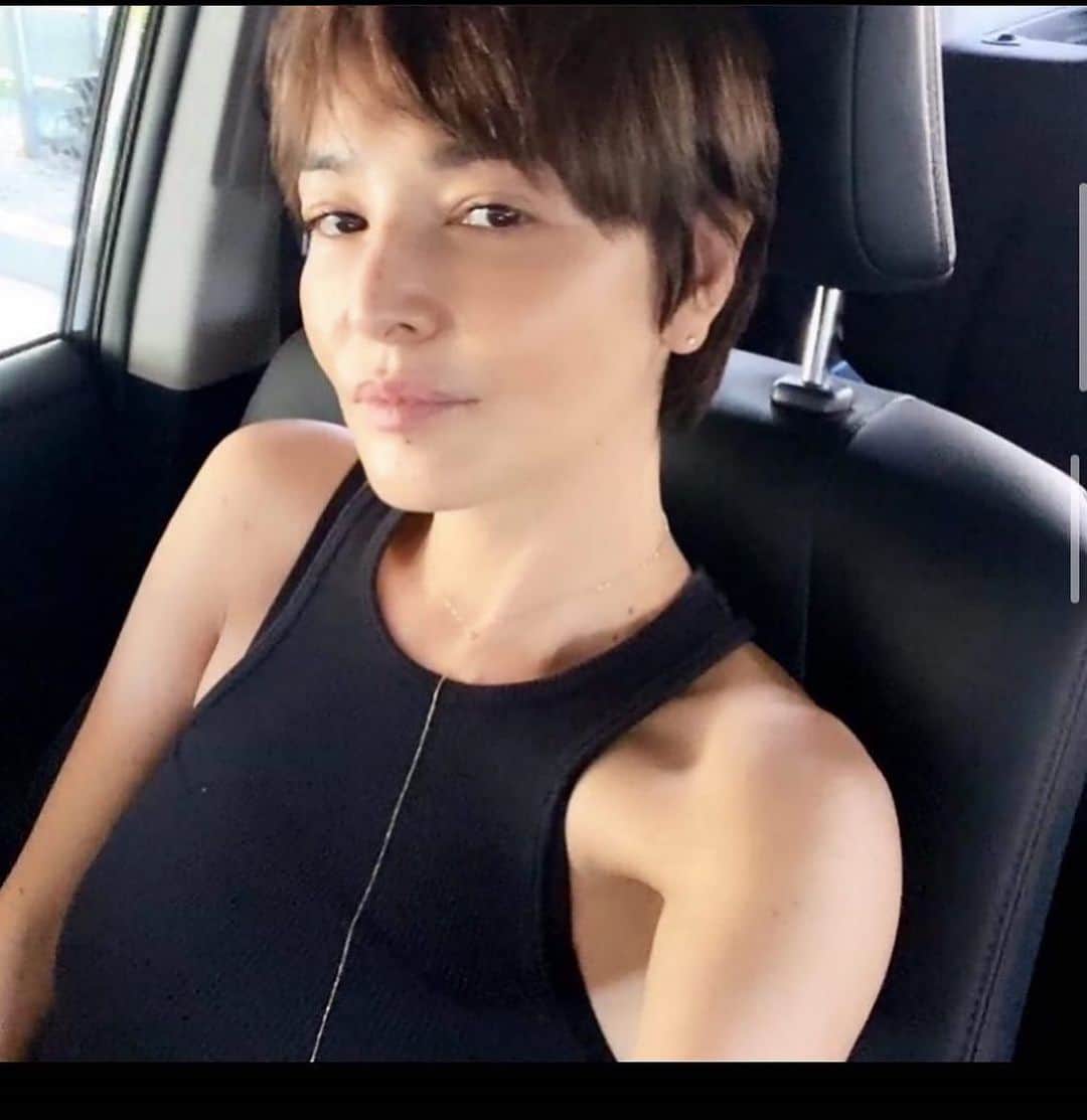 梨花 さんのインスタグラム動画 梨花 Instagram ハレンチショットでは ございませんのでご安心を こちら朝 遅刻しそうにもかかわらず タラタラしている息子に 激怒しそうだったところ おはよう と パンツ一丁のみならず 5丁での登場 もうさ 怒るの