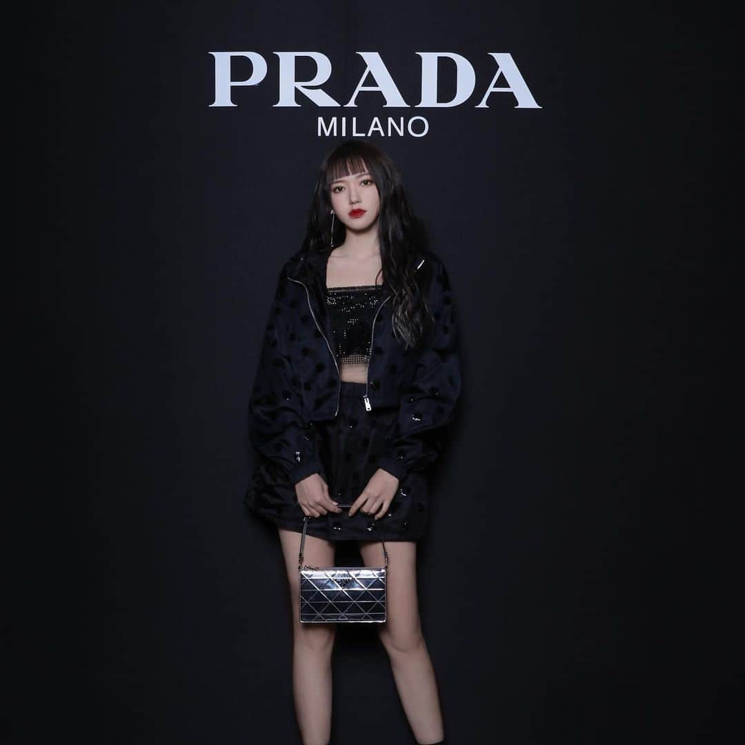 ソンソさんのインスタグラム写真 - (ソンソInstagram)「@Prada #PradaGlow」10月30日 17時11分 - chengxiao_0715