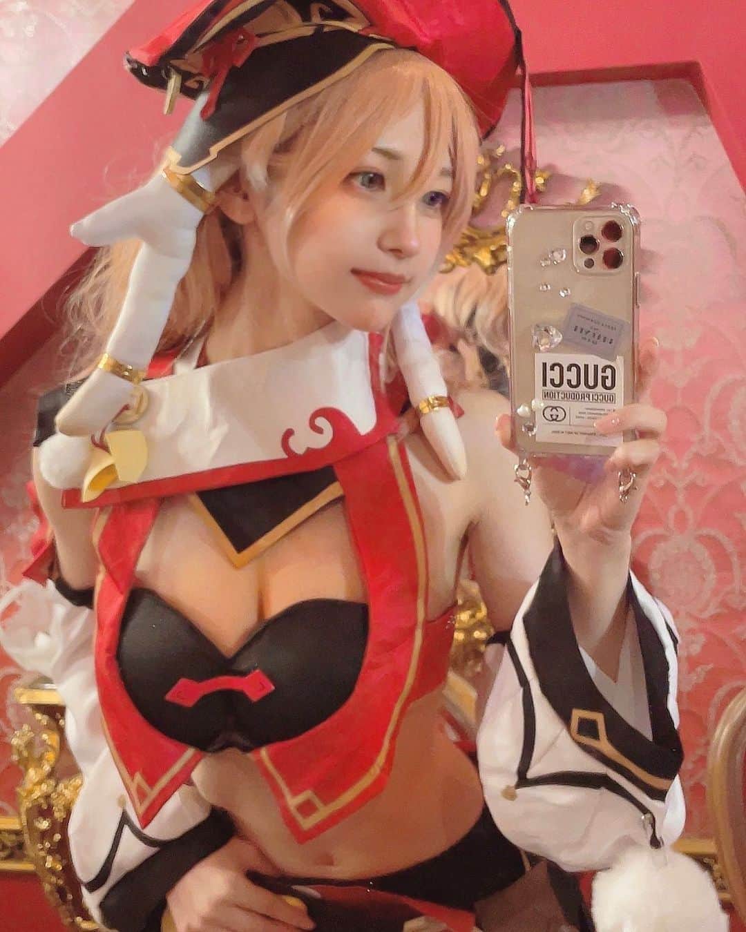 てーらのインスタグラム：「Enlarge this image and look at my eyes!  #genshinimpact  #原神コスプレ #原神 #煙緋コスプレ  #煙緋  #角色扮演  #yanfei #yanfeicosplay  #原神角色扮演   ‪‪#cosplay_style #大学生 #フォローミー #followｍe #japanesegirl #女子大生 #カメラマン募集 #カメラマンさんと繋がりたい #被写体になります #被写体モデル #被写体希望 ‬  #カメラマン募集 #カメラマンさんと繋がりたい #被写体になります #被写体モデル #被写体希望 #cosplay #コスプレイヤー #コスプレ #コスプレイヤーさんと繋がりたい #自撮り #自撮り女子 #自撮り界隈 #セクシー #sexycosplayer」