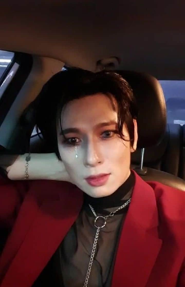セヨンのインスタグラム：「오늘 정말 고마워요~ 루프 많이 사랑해줘요♡」