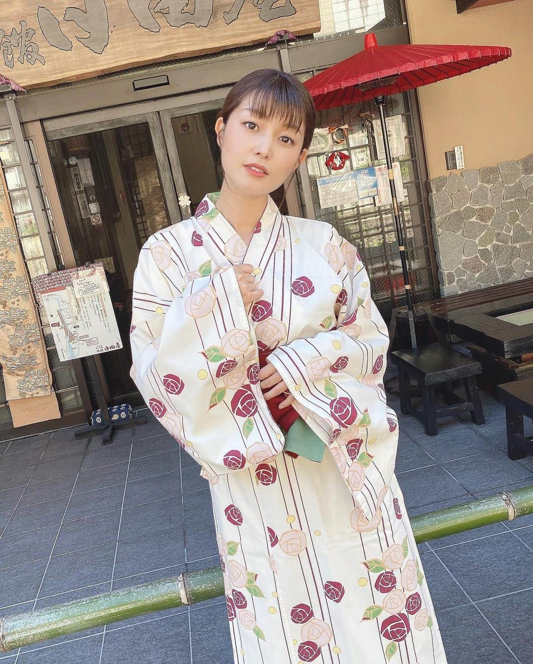 内村麻美さんのインスタグラム写真 - (内村麻美Instagram)「♨️ . #風呂上がり #小国町 #杖立温泉 #熊本 #タグるヨル #ロケ #100種類から選べる浴衣」10月30日 21時40分 - asami___05