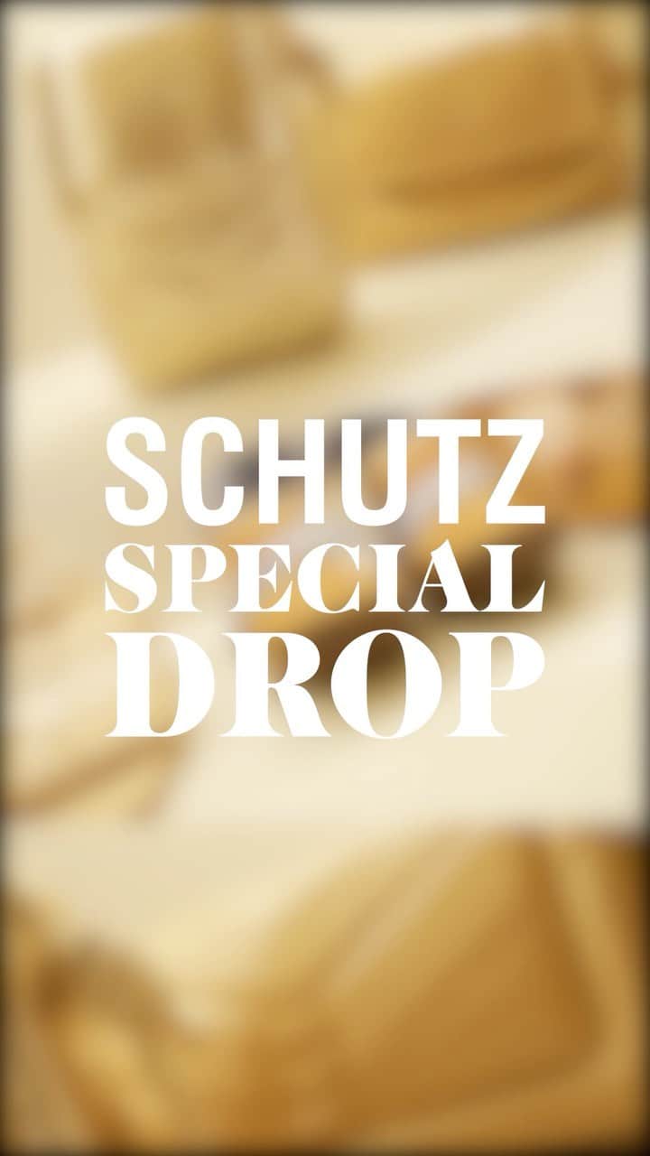 Schutzのインスタグラム：「SCHUTZ SPECIAL DROP #15  @sowagner apresenta as novidades da coleção Natural Lush ❤️ #SchutzNaturalLush #Schutz #SpecialDrop」