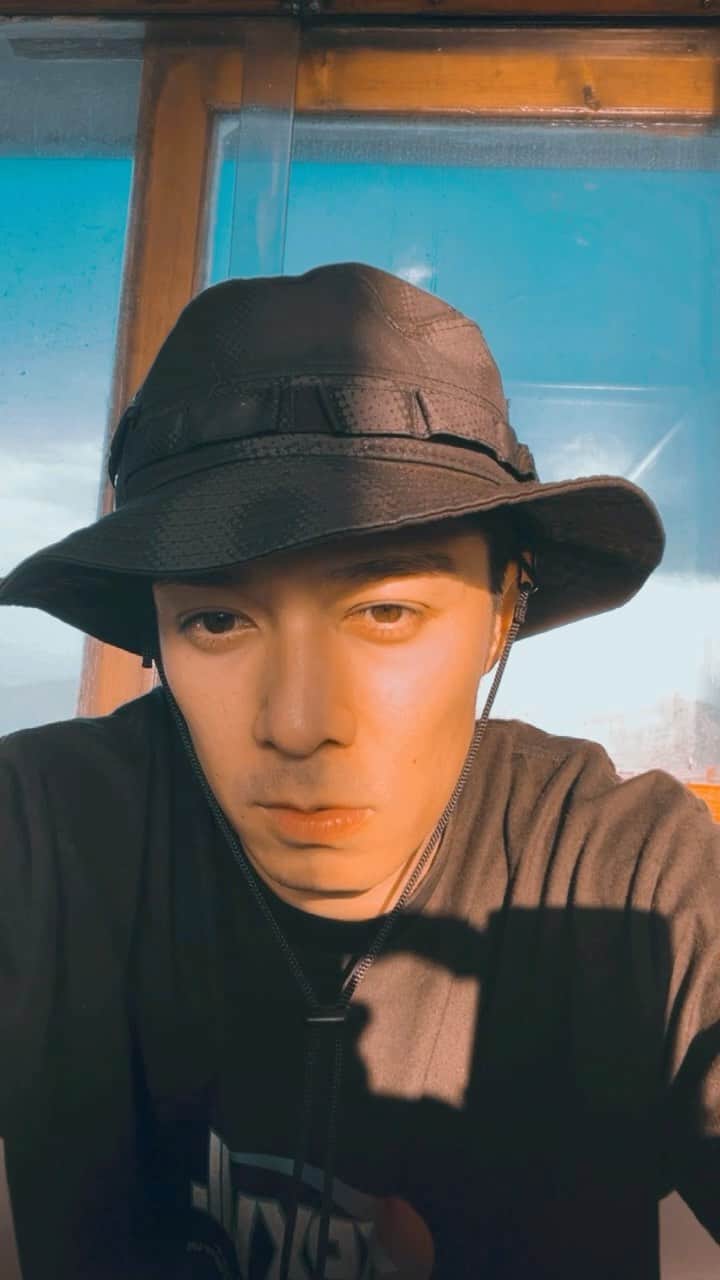 チャウ・パッホウのインスタグラム：「回程🧡🤿」