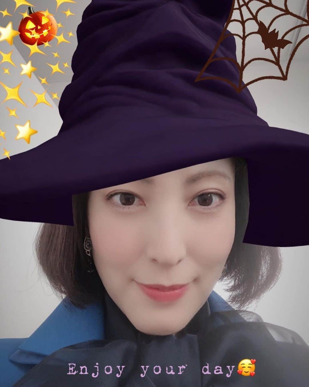 鈴木杏樹さんのインスタグラム写真 - (鈴木杏樹Instagram)「ハッピーハロウィン🎃✨✨  いい日になりますように✨✨✨  #鈴木杏樹#AnjuSuzuki  #halloween  #happyhalloween  #haveaniceday #ハロウィン #stillstaysafe #安心安全に🙏」10月31日 9時06分 - anju.suzuki_official