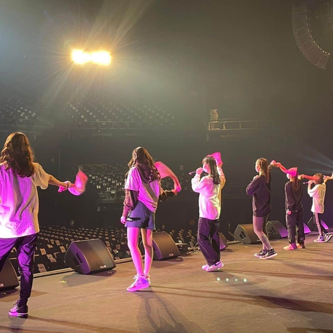 Girls²さんのインスタグラム写真 - (Girls²Instagram)「Girls² First Live Tour  -Enjoy The Good Days- 東京公演2日目！ まもなく！！ . #Girls2 #Enjoythegooddays #teen #livetour #getit #fun #instagood」10月31日 11時04分 - girls2_official