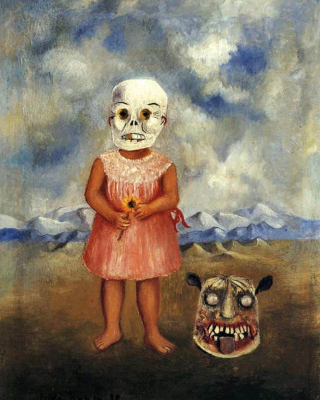 カトリナ･バルフさんのインスタグラム写真 - (カトリナ･バルフInstagram)「Happy Halloween 🎃 Girl with Death Mask - Frida Kahlo 1938」10月31日 19時11分 - caitrionabalfe