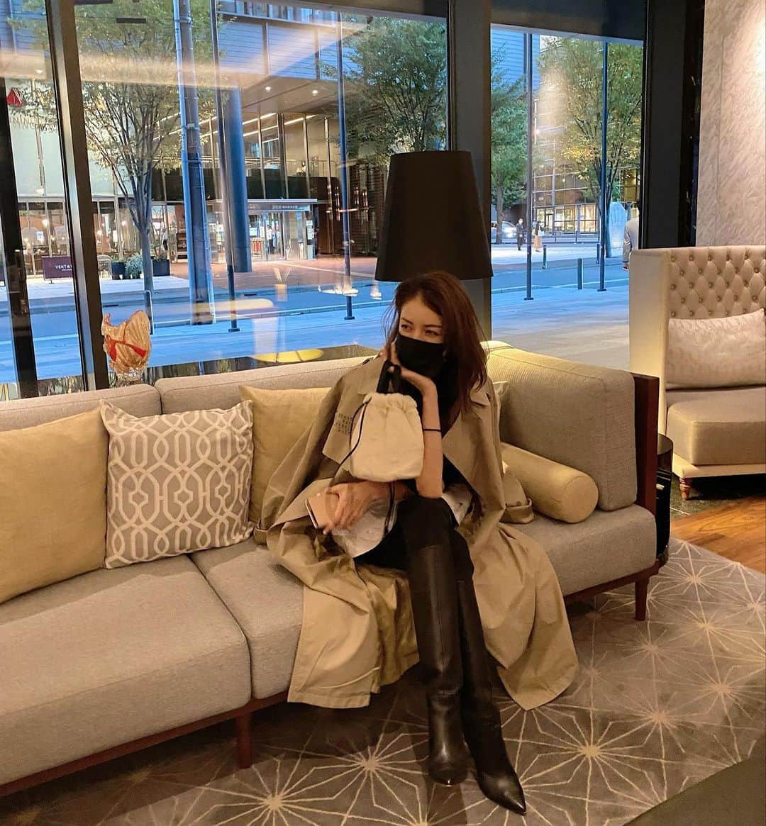 美香さんのインスタグラム写真 - (美香Instagram)「@nostalgia_jp のふわふわバッグ 💗💗💗 巾着バケツ型に弱い🙈 サブバッグにも◎」10月31日 19時26分 - mikaofficial99