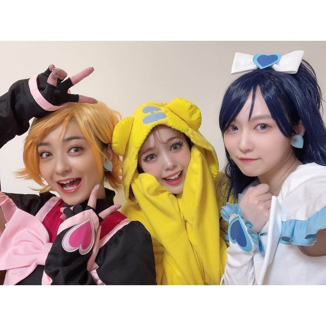 藤田ニコル（にこるん）さんのインスタグラム写真 - (藤田ニコル（にこるん）Instagram)「ハッピーハロウィン🎃🍭  今年のハロウィンはゆらちょぱるんで🤣 「ふたりはプリキュア」💗🖤  みちょぱはキュアブラック🖤 ゆらのはキュアホワイト🤍 私はメップルです😂😂笑  メップルの衣装はゆらが作ってくれたよ☺️🎀楽しかった〜♡」10月31日 19時52分 - 2525nicole2