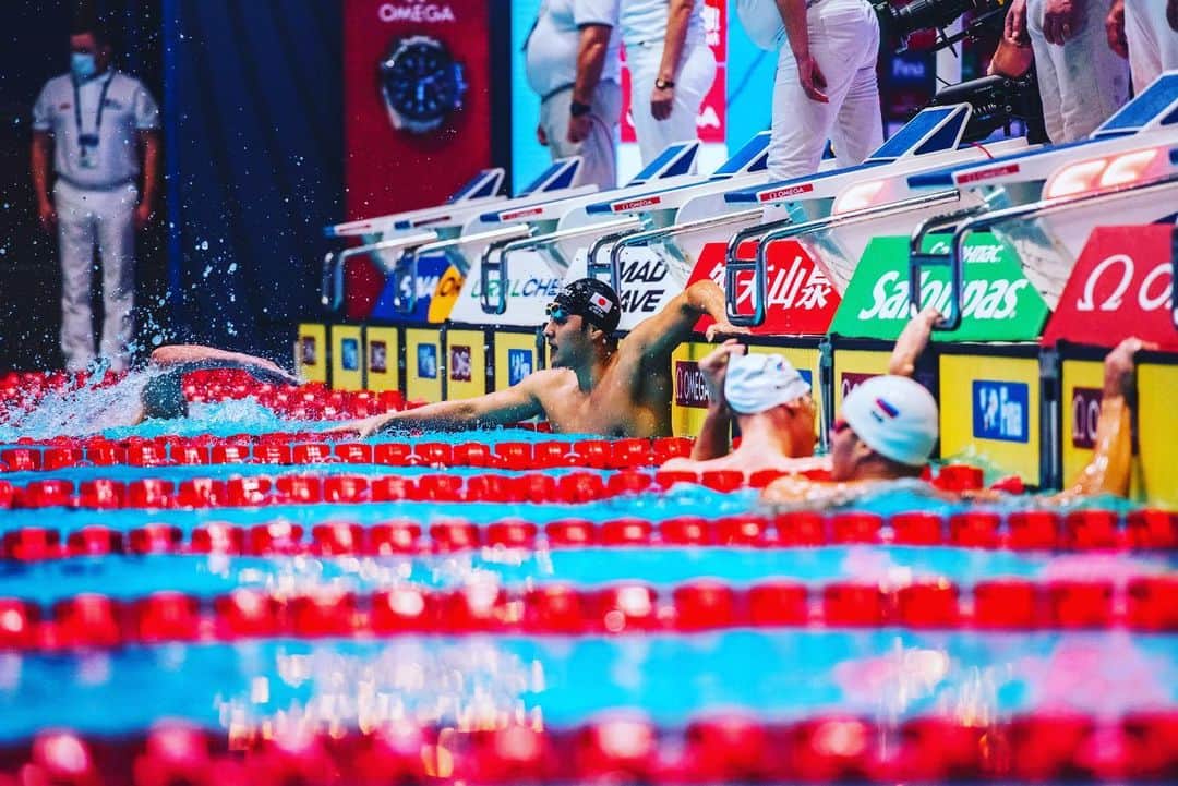 瀬戸大也のインスタグラム：「🏊‍♂️🌍🏆🇷🇺🥇🥇🥇🥇 . . . . . ワールドカップカザンでも4冠とMVPでした🏆 100m個人メドレーは日本新&アジア新、200m個人メドレーは自己ベスト、200m平泳ぎと400m個人メドレーもシーズンベストと少しずつ調子が戻ってきました。 改めてレースの大切さを感じました。  #finaswimmingworldcup #kazan #fina」