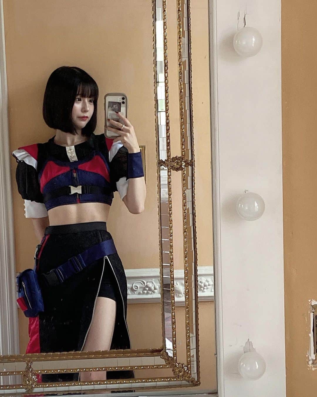 sarimaru(国木田さりまる)のインスタグラム：「本日ハロウィン👻🎃 特に何もしなかったので新衣装載せます💭🎶」