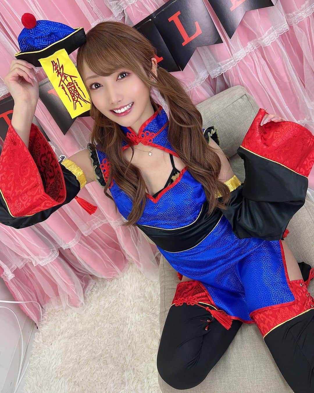 のインスタグラム：「キョンシー🇨🇳   #happyhalloween 🎃」