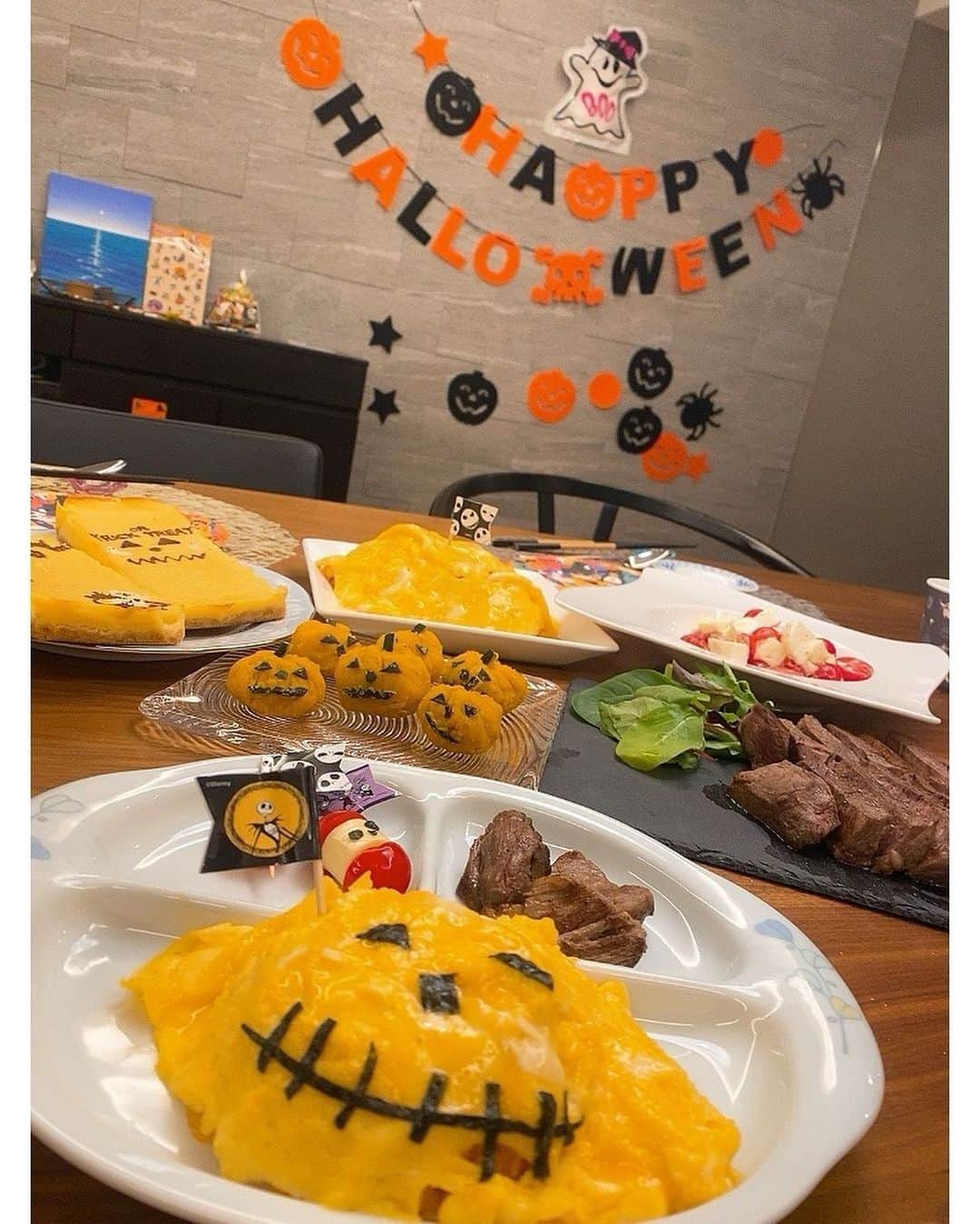 森麻季さんのインスタグラム写真 - (森麻季Instagram)「🎃  #halloween  #trickortreat」10月31日 22時45分 - maki.mori_m