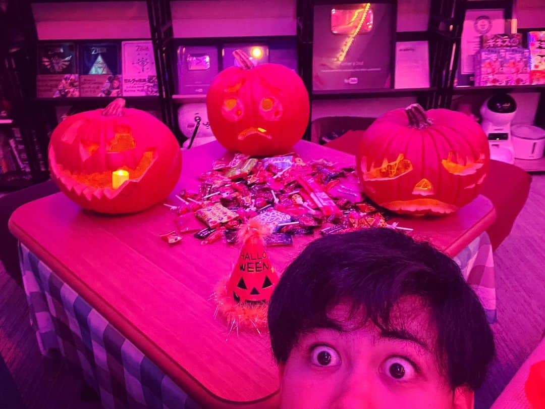 マサイのインスタグラム：「ずっと置いたら腐るのかしら。ハロウィン終わったね。」