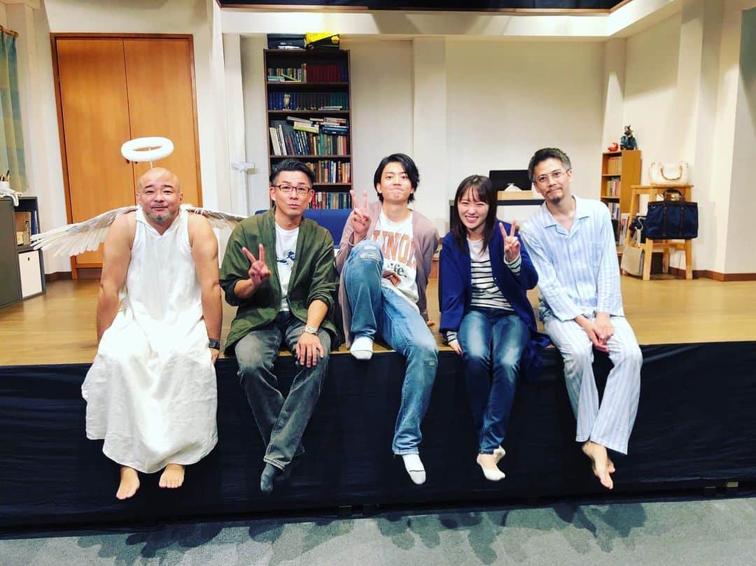伊藤健太郎のインスタグラム：「キャスト、スタッフ含めこのメンバーでお芝居出来た事、自分にとって大切な時間でした。誇りです。 皆さんほんとにありがとうございました。 寂しさがすごいですがまた今日から頑張ります！！  そして、観てくださった方々本当にありがとうございました！  kentaro」