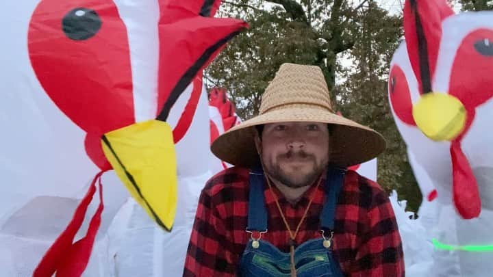 Filthy Anglers™のインスタグラム：「Happy Halloween from this Filthy Farmer and his family of chicks. Hope you all had a great night, chicken strips for dinner tonight - www.filthyanglers.com #halloween  #fishing #filthyanglers #fish #outdoors」