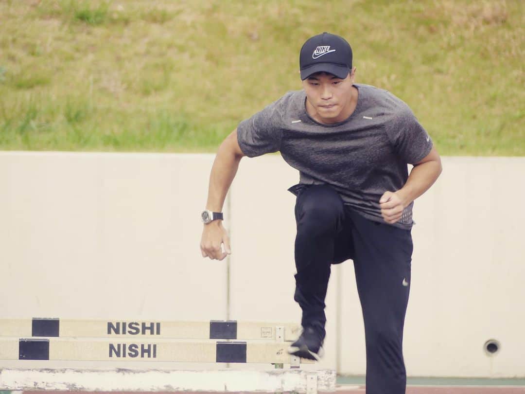のインスタグラム：「First day on track.  #nike #住友電工 #冬季トレーニング」