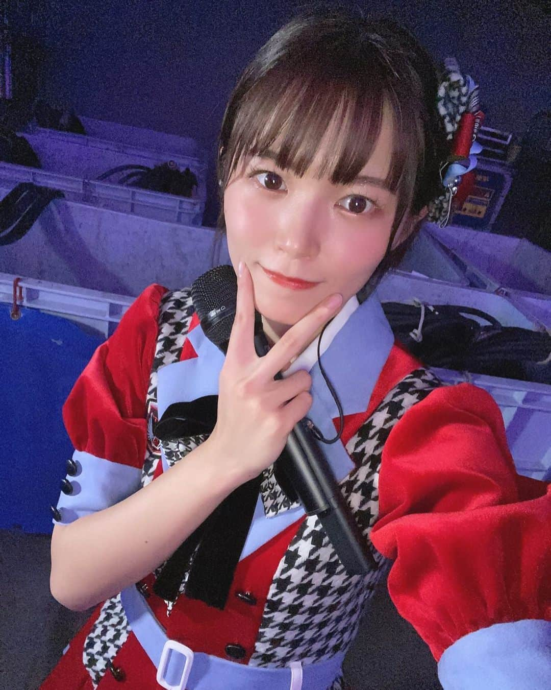 安藤千伽奈さんのインスタグラム写真 - (安藤千伽奈Instagram)「୨୧⑅*.  こちらも💁‍♀️ 全身撮れてないんだ😭 めちゃくちゃ可愛い衣装なの🥺」11月1日 18時39分 - ando_chikana_ngt48