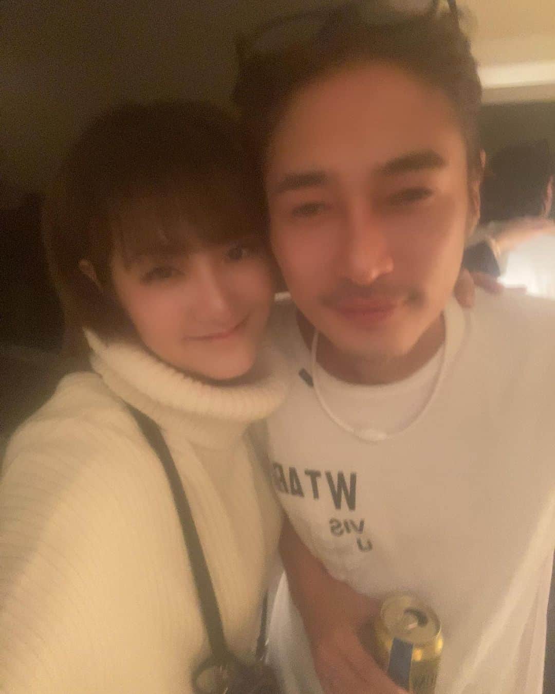 希良梨のインスタグラム：「GTOの恒例会合🎵 心許せるよーすけと🎵💕  #gto #窪塚洋介 #希良梨 #絆」