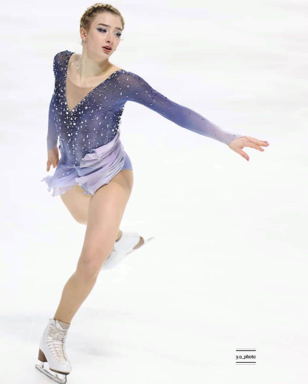 アンバー・グレンのインスタグラム：「Skate America 2021 FS 💙 🔜 NHK」