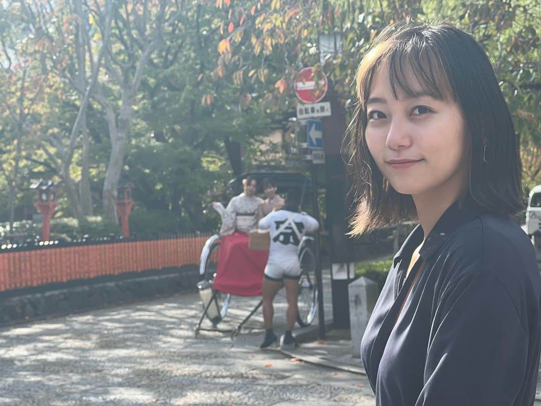工藤綾乃のインスタグラム：「関西でのお仕事前にちょっと京都をぶらりと。  さ、頑張ります みなさんも良い1日を！ #工藤綾乃#京都」