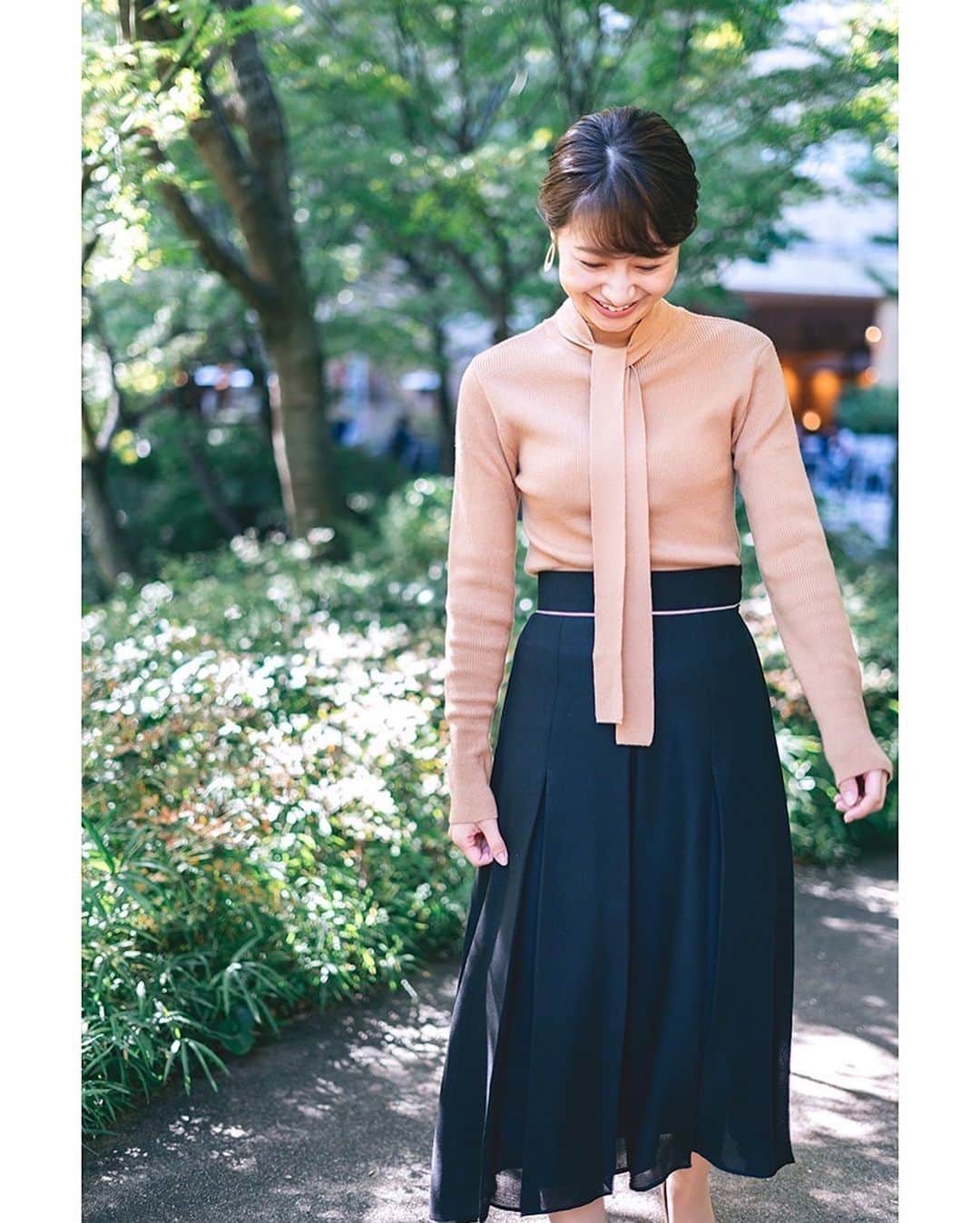林美沙希さんのインスタグラム写真 - (林美沙希Instagram)「. 柔らかい日差しのもとで 撮影してもらいました🍁  photo by(@kaku_photo ) . 今更ですが、、、 今年のうちにやっておきたいことを考えています☺︎  #annニュース #林美沙希 #衣装 #titeinthestore #mimi33 #毛利庭園」11月2日 14時23分 - misaki0hayashi