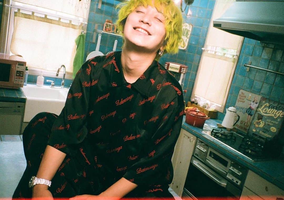 Fukaseのインスタグラム：「ついにツアーが始まる。」