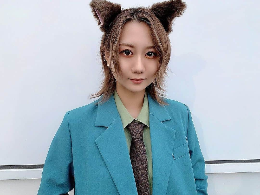 古畑奈和さんのインスタグラム写真 - (古畑奈和Instagram)「猫に化けた日🐈‍⬛」11月2日 18時47分 - nao_furuhata