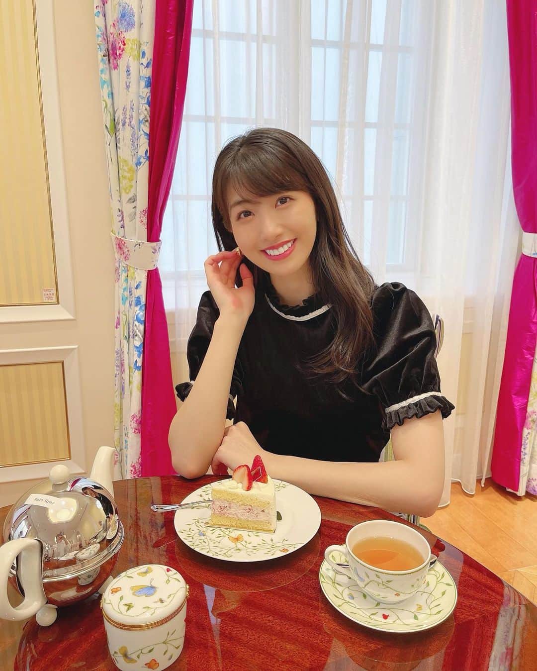 関根ささらのグルメインスタ