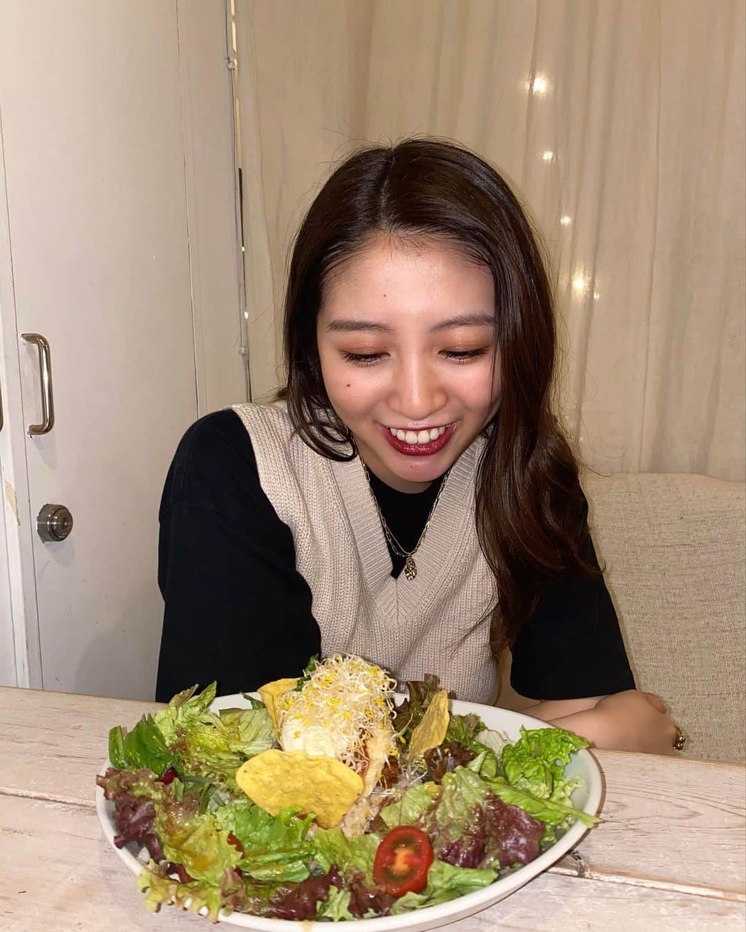 青島妃菜のグルメインスタ