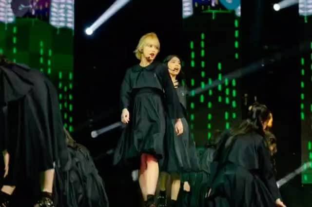 フェニ・フィトゥリヤンティのインスタグラム：「Halo semua! Terima kasih atas dukungannya selalu untuk JKT48! Berkat dukungan kalian single terbaru dari kami Cara Ceroboh untuk Mencinta mendapatkan kesempatan untuk masuk ke dalam nominasi @amiawards !   Tetap dukung @jkt48 yaa!!  #SpiritOfCreativity」