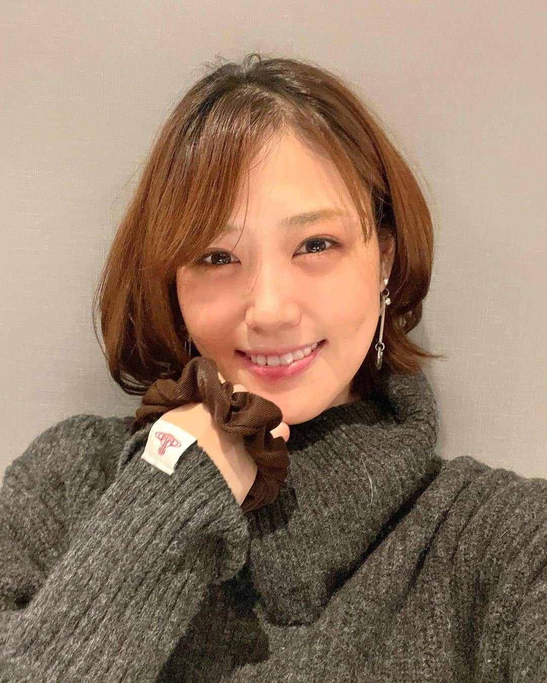 北内みさとさんのインスタグラム写真 - (北内みさとInstagram)「寒くなってきた❄️ ニットデビューしました🧶🧡 11月も、よろしくお願いいたします❄️  #今月誕生日 #11月 #風邪に注意 #newピアス #ニットワンピース #viviennewestwood 💫 #japanesegirl #beauty #girl #followme」11月2日 23時05分 - unyn1992