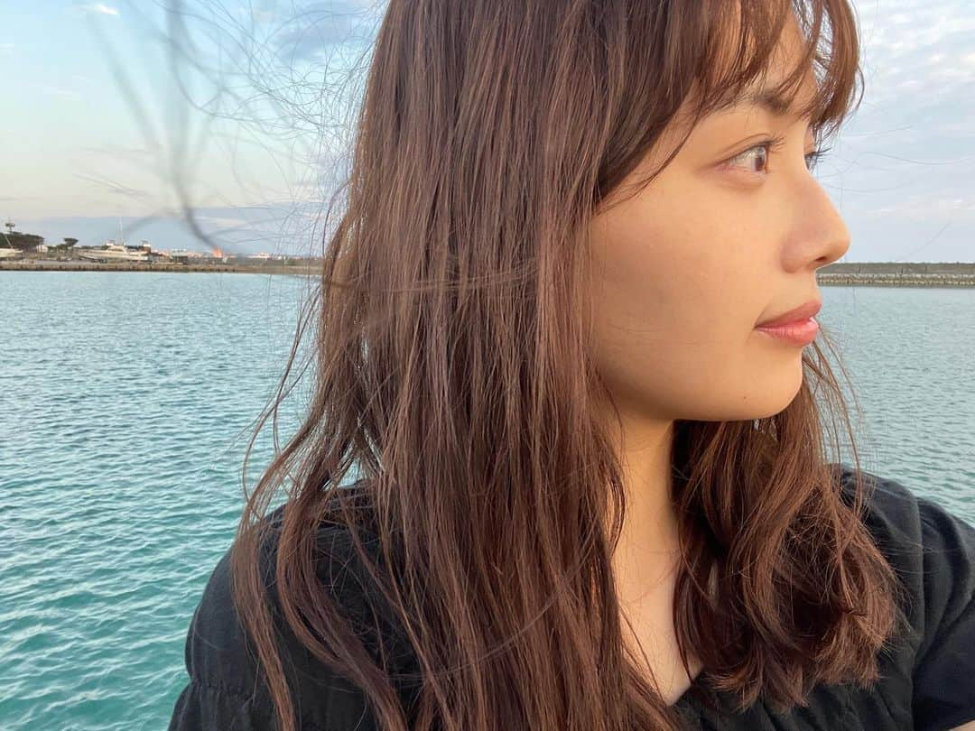 森日菜美さんのインスタグラム写真 - (森日菜美Instagram)「さいきん2000年初期の歌にはまってます、 おやすみなさい🌛明日もがんばろーう！」11月2日 23時45分 - hinami_mori