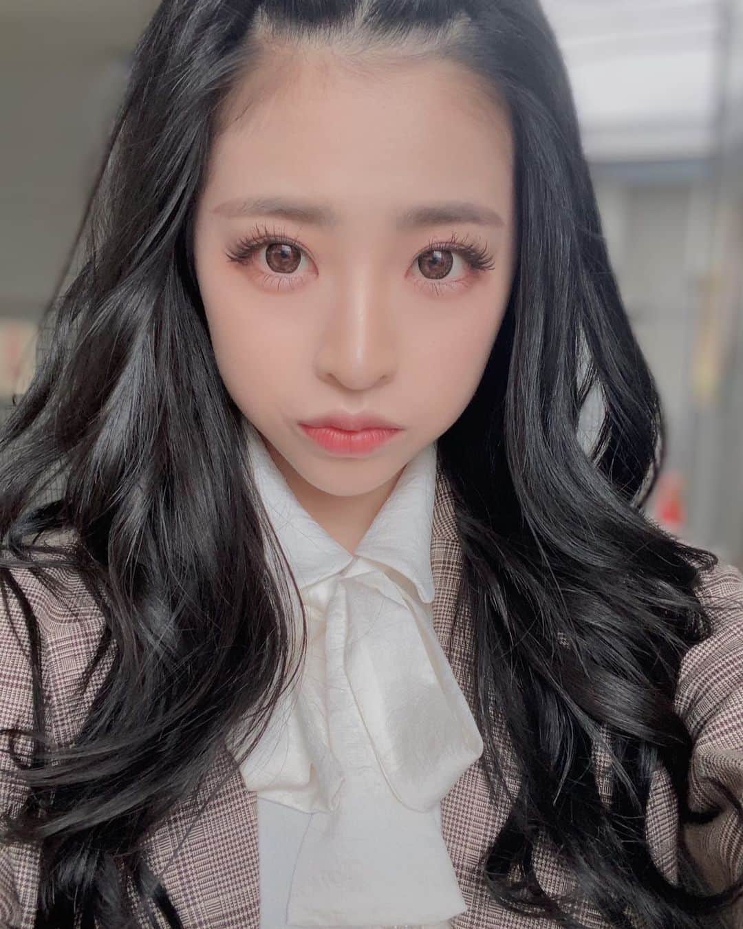 AMANEのインスタグラム：「だんだん 寒くなってきましたね🥶🥶  11月も始まって  今年もあと2ヶ月！！  皆様 頑張りましょう💕💕💕   #オリックス #Bs2021 #BsGirls #プロ野球  #selfie  #オリックスバファローズ  #ORIX #instagram  #amane_356 #follow #일본야구 #일본 #프로야구  #세루카　#셀카  #셀스타그램 #팔로우 #일상 　#데일리룩 #셀피  #粉我 #时装 #棒球 #スポーツ  #人像攝影　#치어리더 #NPB #fllowme #avex」