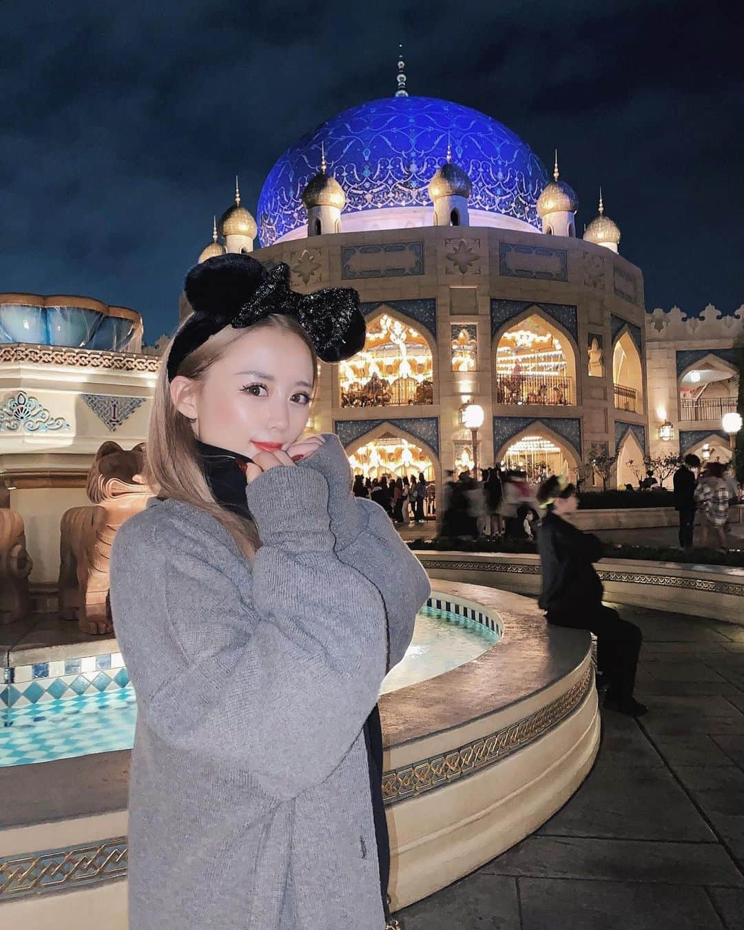 三村亜美のインスタグラム：「・ 何回行っても 楽しすぎる夢の国🌏 #ootd#disney#disneysea」