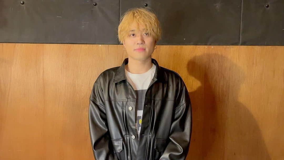 吉田広大のインスタグラム：「KODAI YOSHIDA  LIVE TOUR 2021 -Flash-  6公演目"神戸VARIT."🎸 今回のツアー恒例「暴露コーナー」本日も大盛り上がりでした👏👏w 明日も必見です！！  次は11月4日(木)【梅田Banana Hall】 お楽しみに⚡️⚡️  #flash #tour2021 #kobevarit @kobe_varit」