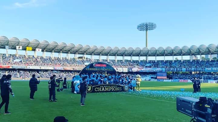 のインスタグラム：「: 優勝おめでとう㊗️🎊🎉 ⁡ #Jリーグ 観るなら #DAZN で！ #frontale」
