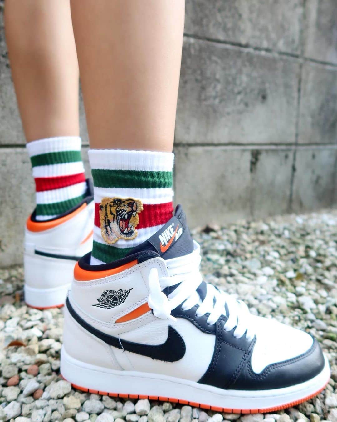 Mai Wakimizuのインスタグラム：「ガォー！久しぶりのgucciでのお買い物は靴下でした♡ #wakkinstyle#ootd#coordinate#gucci」