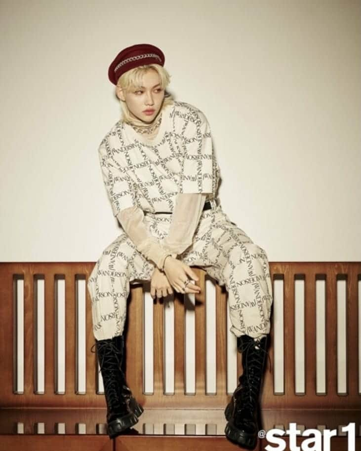 フェリックスさんのインスタグラム写真 - (フェリックスInstagram)「@atstar1magazine photoshoot behind ❤」11月3日 18時55分 - felix.skz