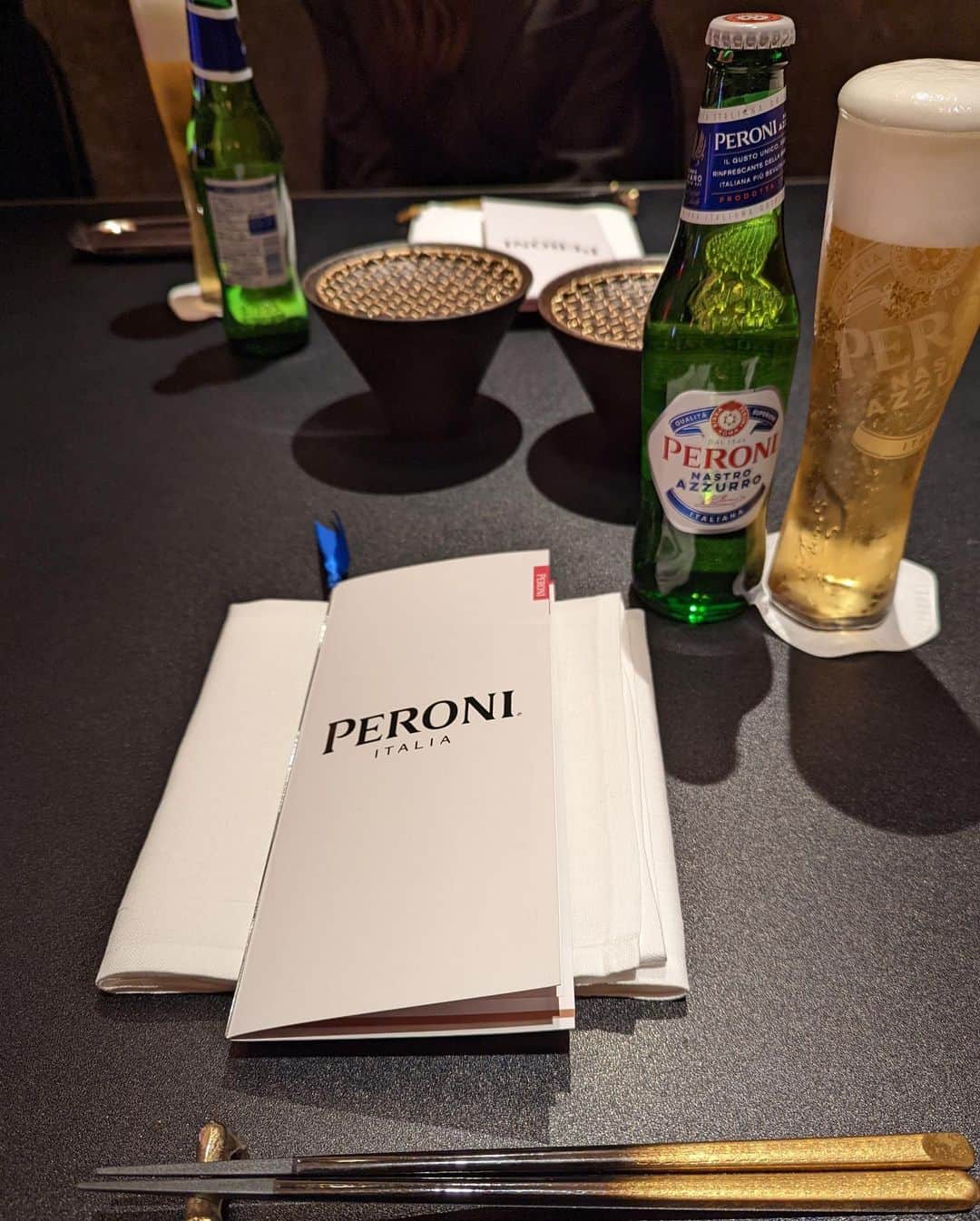 harunaさんのインスタグラム写真 - (harunaInstagram)「みんなでイタリアンビールの @peroni_jp と　@yakinikuten_x のコラボレーションディナーに行きました☺️ とっても豪華なテンのコースメニューと相性バツグンなペローニビールに感動🥺✨ ペローニを使ったカクテルも美味しかった💕 やっぱり私ビールが1番好きだ！🍺笑」12月2日 22時32分 - haruna_h_mori