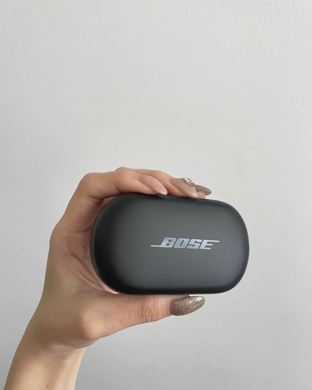 都丸紗也華さんのインスタグラム写真 - (都丸紗也華Instagram)「最近 @bose のワイヤレスイヤホン "Bose QuietComfort® Earbuds"を使い始めました〜。  ノイズキャンセリングで音楽を楽しんでます❤︎ 耳にフィットして痛くならないのでお気に入りです😽  #BoseEarbuds #RuleTheQuiet #BoseAmbassador #ボーズ　#ワイヤレスイヤホン #PaidpartnershipwithBose」12月2日 18時18分 - tmrsyk