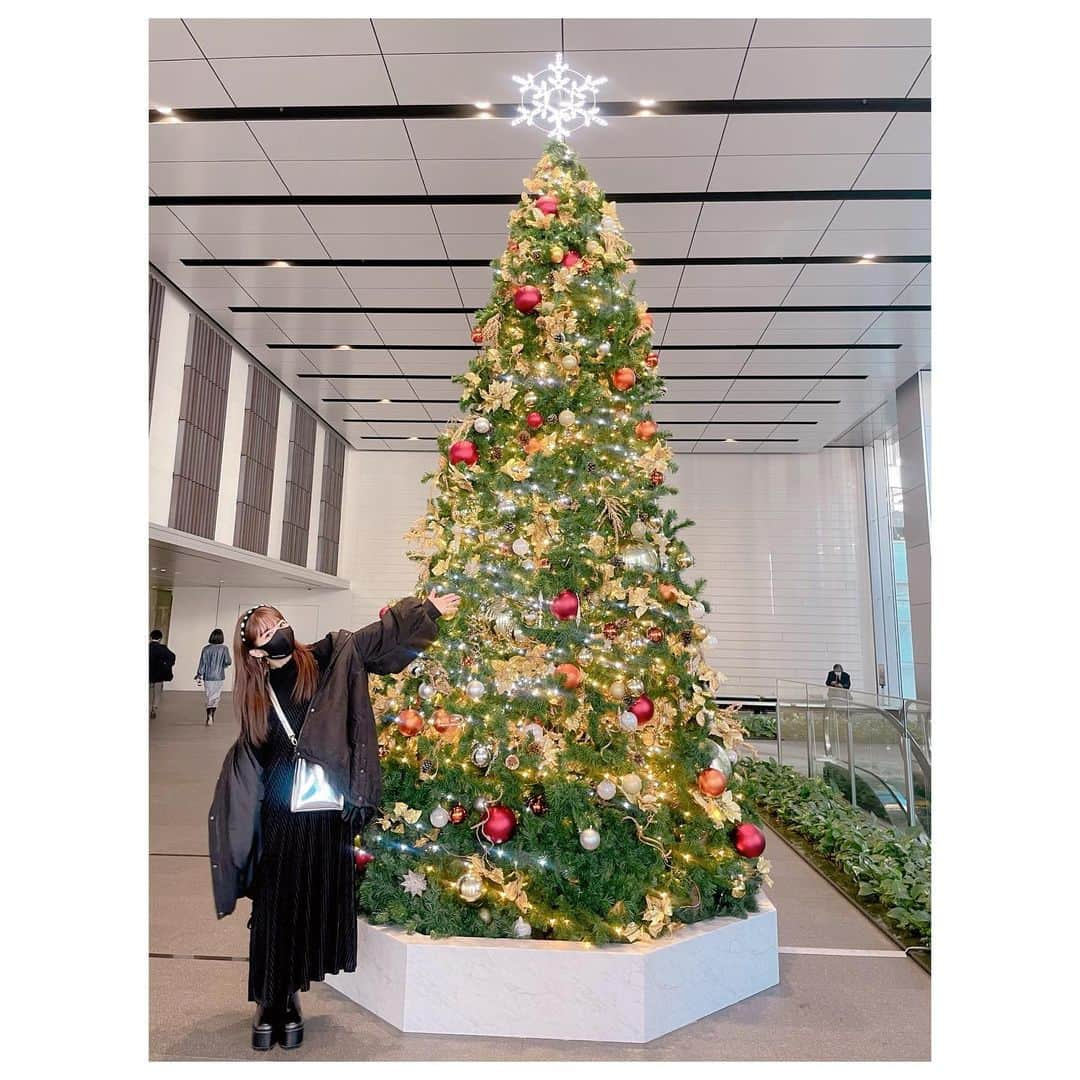 辻希美さんのインスタグラム写真 - (辻希美Instagram)「街中どこもXmas🎄だね😌💕」12月2日 19時24分 - tsujinozomi_official