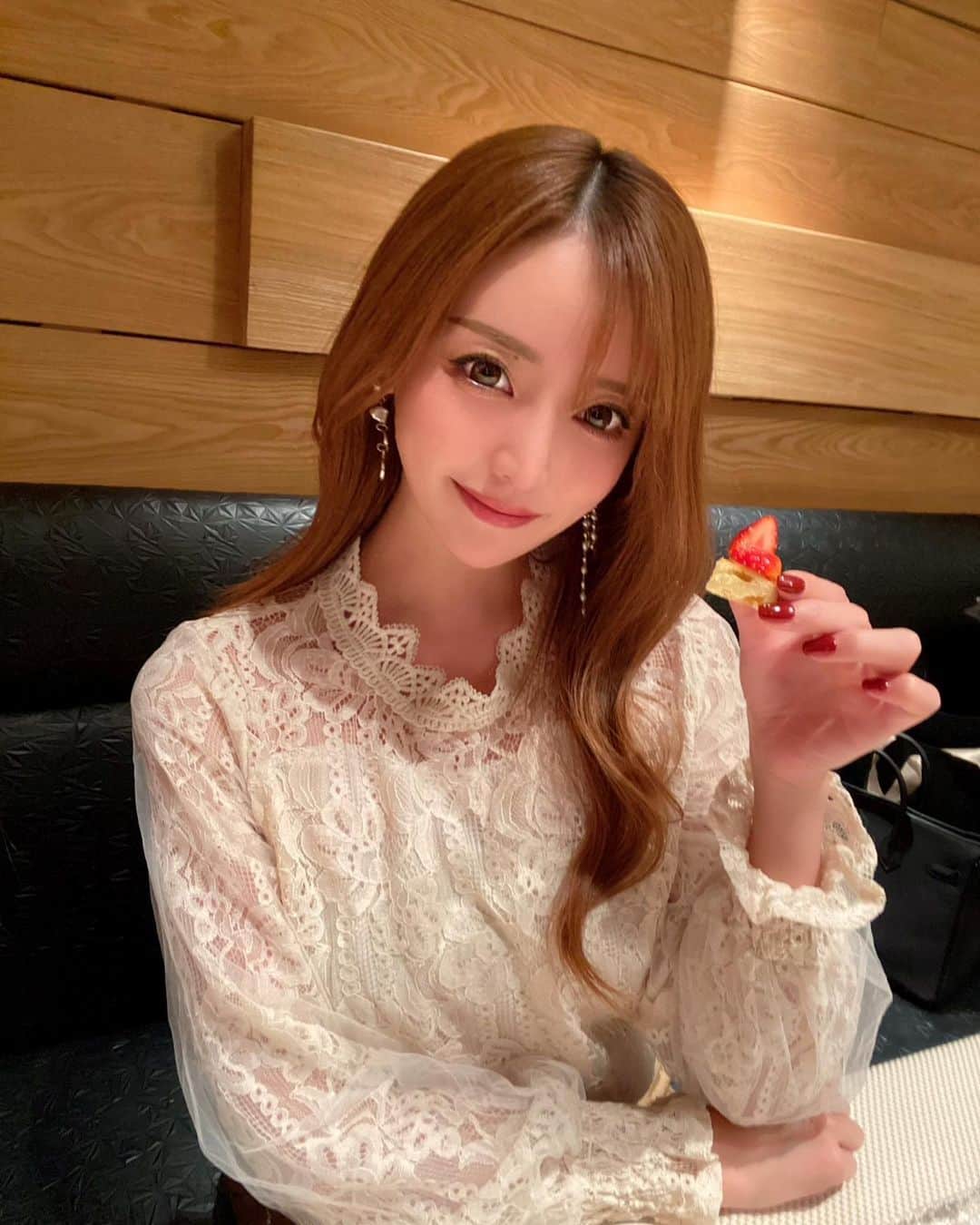 SAYAさんのインスタグラム写真 - (SAYAInstagram)「. . 早起きして昼活☀️.° ここのイタリアンおいしかった🍽💕」11月 ...